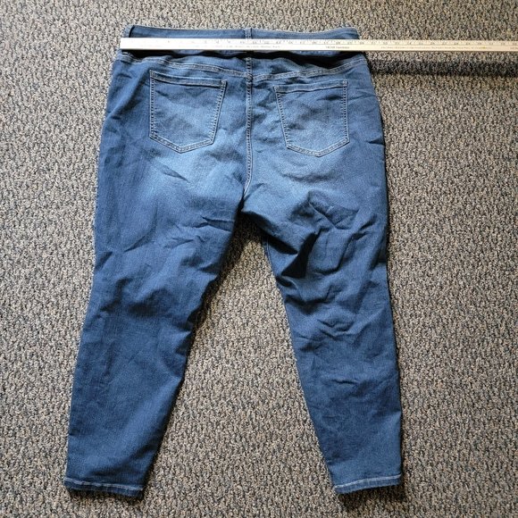 Torrid Super Comfy Stretch Jean Jegging Size 22 - Picture 7 of 14
